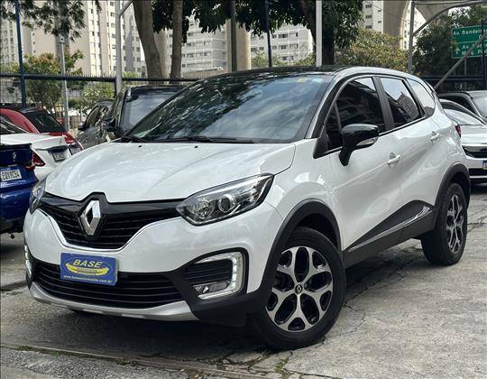 RENAULT CAPTUR 1.6 16V SCE FLEX INTENSE X-TRONIC RENAULT CAPTUR 1.6 16V SCE FLEX INTENSE X-TRONIC